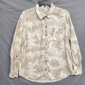 New Directions Womens Button Blouse size L Beige Camouflage Long Sleeve Collar